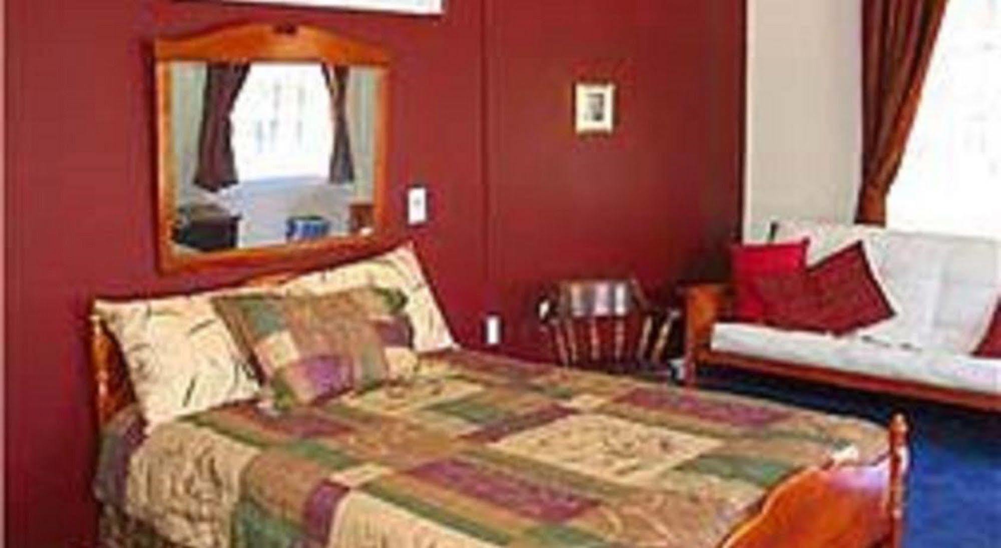 Macarthur Inn Narrows Rum bild
